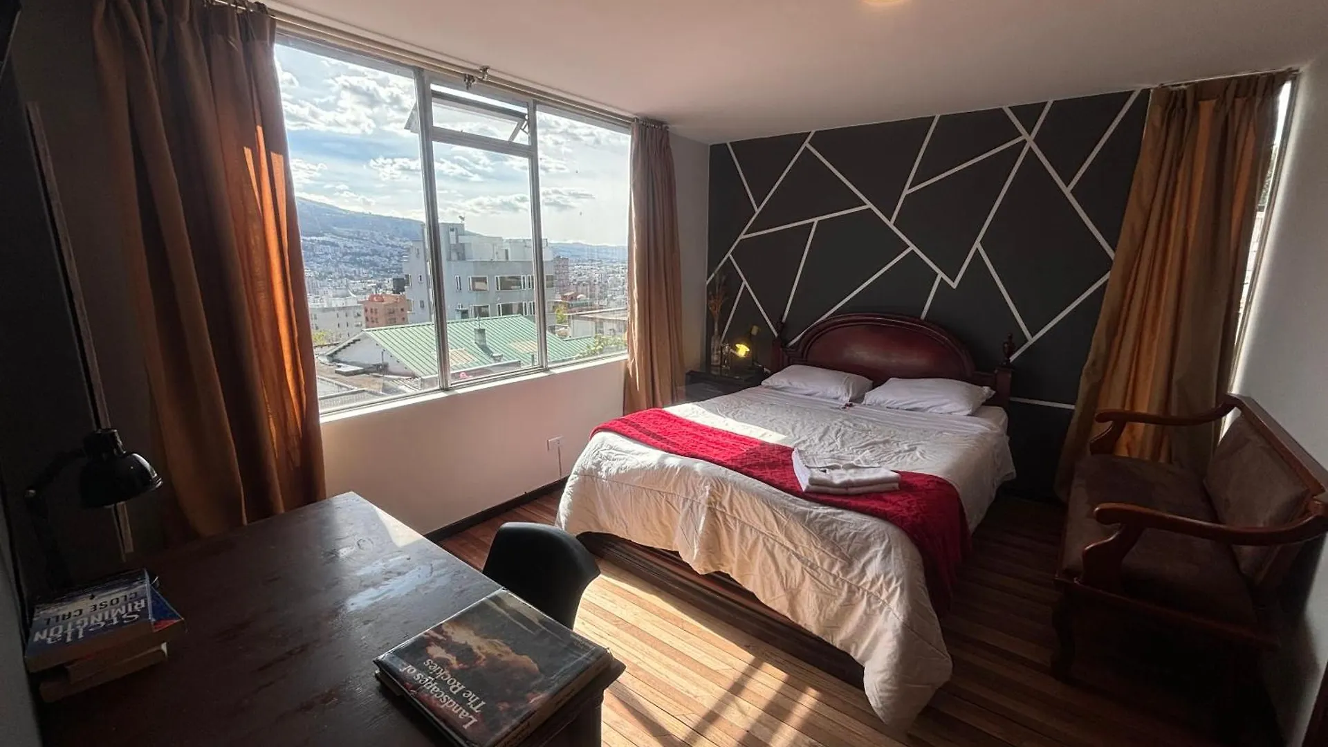 St. Gallen Haus Quito Bed and breakfast